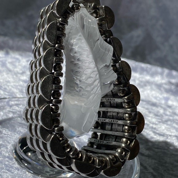 Avant Garde Paris Chunky Wide Linked Stretchy Silver Tone Bracelet - Picture 13 of 16